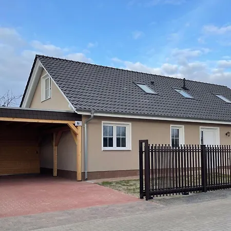 Casa de Férias In Linum Mit Garten, Terrasse Und Grill Fehrbellin