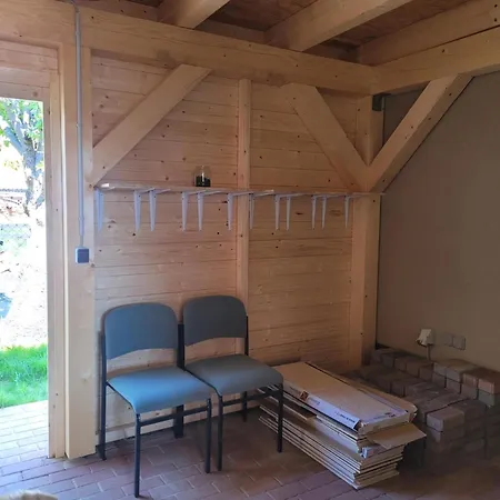 Holiday home In Linum Mit Garten, Terrasse Und Grill Fehrbellin
