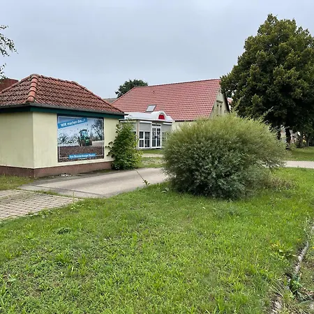 In Linum Mit Garten, Terrasse Und Grill Fehrbellin
