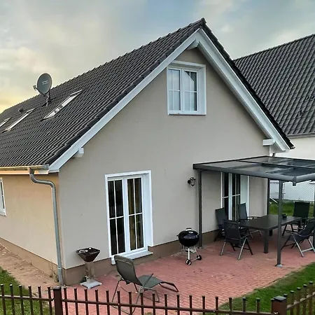 In Linum Mit Garten, Terrasse Und Grill Fehrbellin